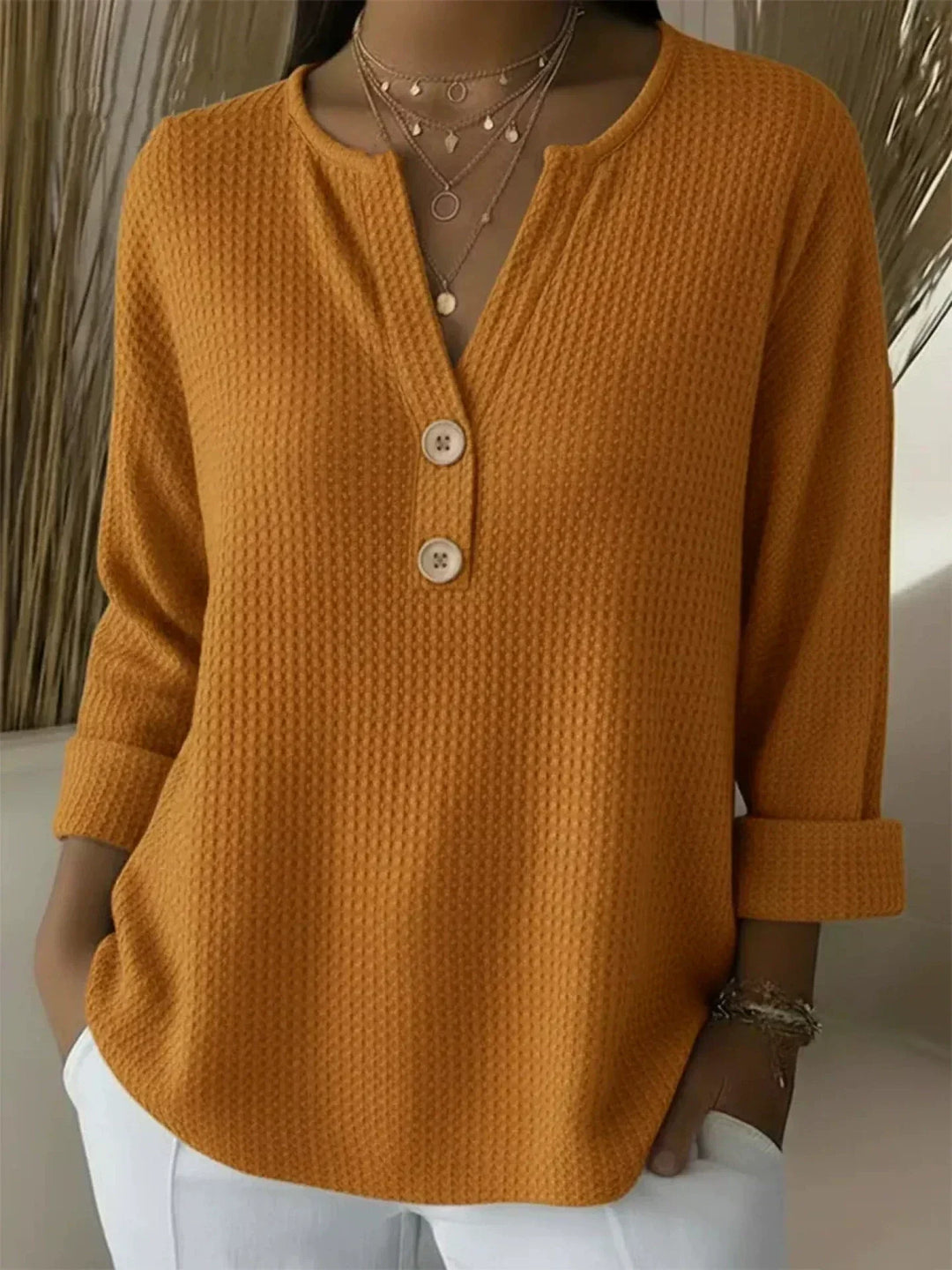 Lucía™ | Koszulka Henley o gofrowanej fakturze z guzikami