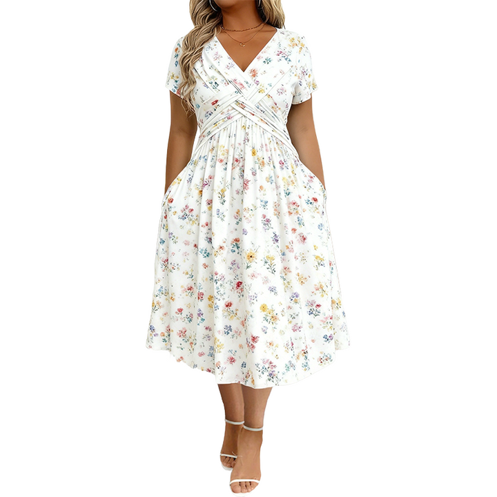 Sukienka w kwiaty z dekoltem w serek – Elegancki letni look